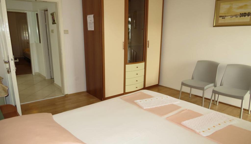Apartments Corluka 巴什卡沃达 外观 照片