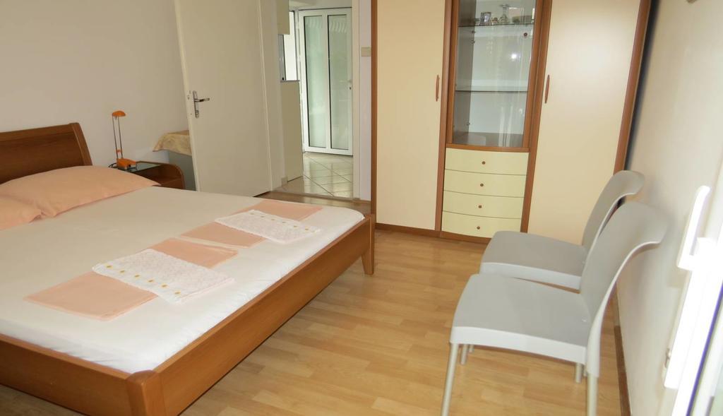 Apartments Corluka 巴什卡沃达 外观 照片